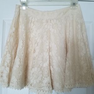Cream Lace Overlay Danty Skirt Size S